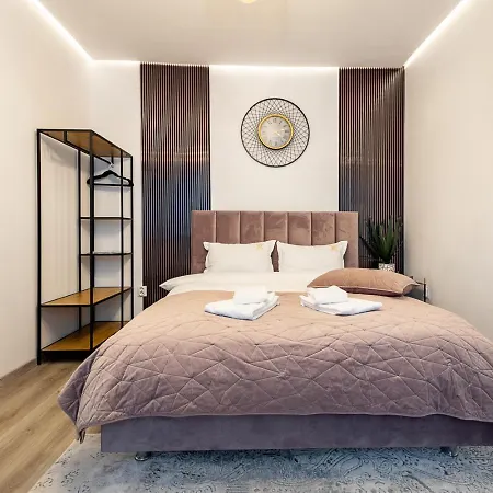 Modern 9 With Balcony *