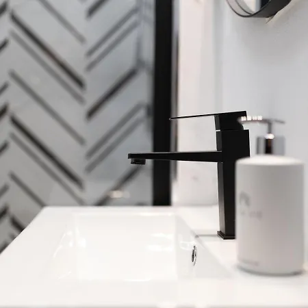 Modern 9 With Balcony Appartement Braşov