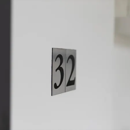 Modern 9 With Balcony Apartament *