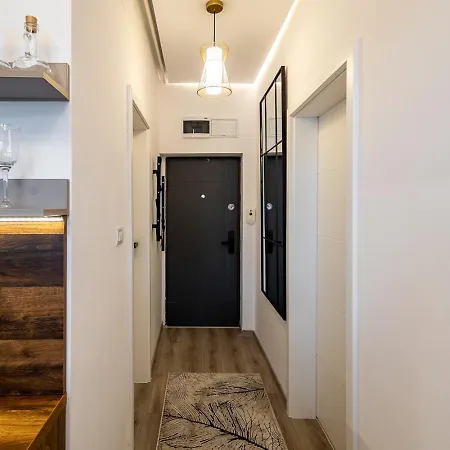 Modern 9 With Balcony *