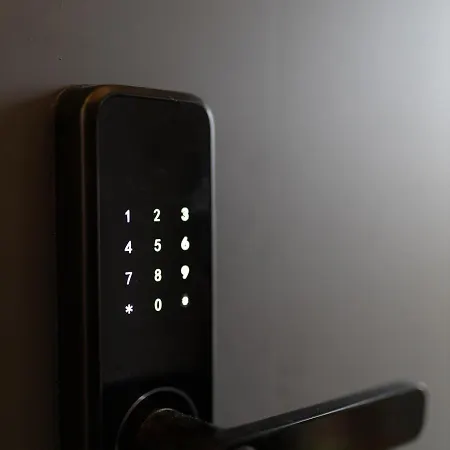 Modern 9 With Balcony *