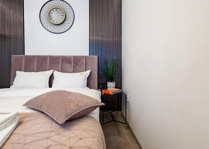 Modern 9 With Balcony Apartament *