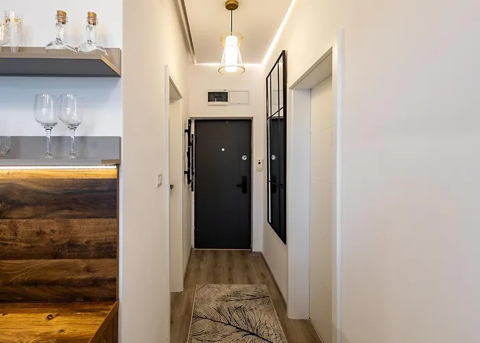 Modern 9 With Balcony *