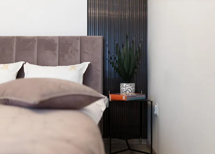 Modern 9 With Balcony Apartament