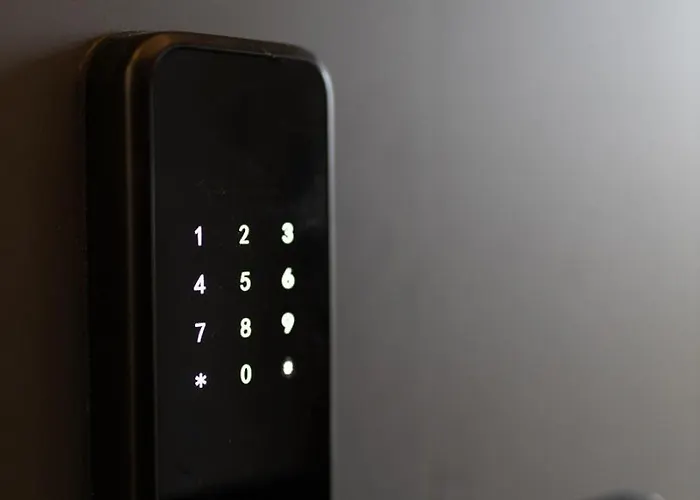 Modern 9 With Balcony *